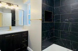2546 S 9th St, Philadelphia, PA 19148 - Photo 33