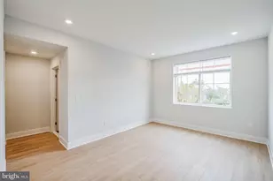 646 N 32nd St, Philadelphia, PA 19104 - Photo 7
