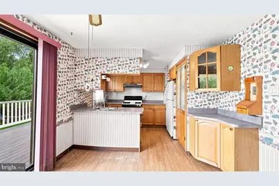 10228 W Keswick Road, Philadelphia, PA 19114 - Photo 7