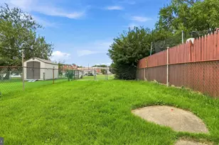 10228 W Keswick Rd, Philadelphia, PA 19114 - Photo 27