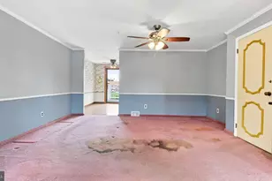 10228 W Keswick Rd, Philadelphia, PA 19114 - Photo 13