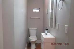 1914 Mountain St, Philadelphia, PA 19145 - Photo 5