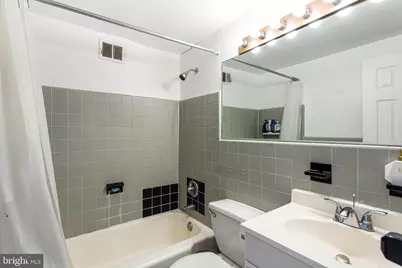 2101 Chestnut Street #1012, Philadelphia, PA 19103 - Photo 9