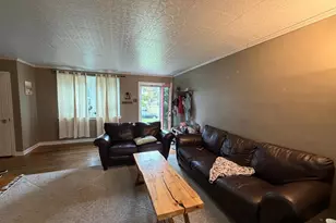2156 Glenview St, Philadelphia, PA 19149 - Photo 5
