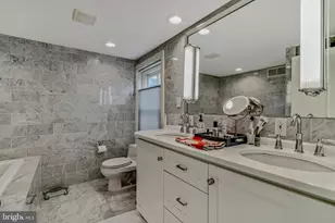 2117 Brandywine St, Philadelphia, PA 19130 - Photo 33