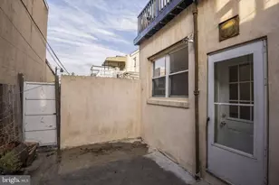 1646 S 13th St, Philadelphia, PA 19148 - Photo 13