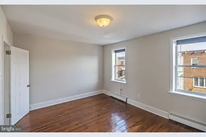 1646 S 13th Street, Philadelphia, PA 19148 - Photo 25