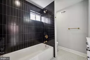 1714 Watkins St, Philadelphia, PA 19145 - Photo 9