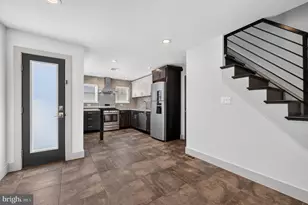 2116 S Beechwood St, Philadelphia, PA 19145 - Photo 3