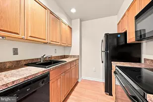 1601 Spring Garden St, Philadelphia, PA 19130 - Photo 7