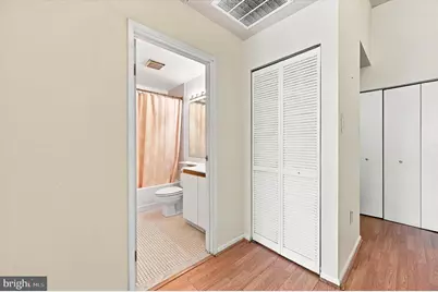 1601 Spring Garden Street #M114, Philadelphia, PA 19130 - Photo 17