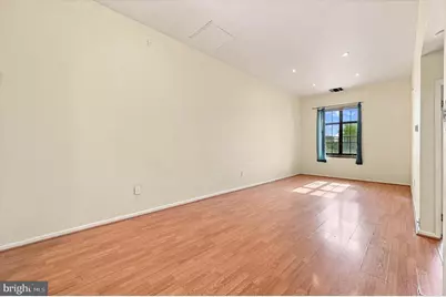 1601 Spring Garden Street #M114, Philadelphia, PA 19130 - Photo 3