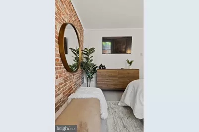 320 S Iseminger Street, Philadelphia, PA 19107 - Photo 41