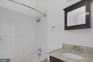 1311 Spruce St, Philadelphia, PA 19107 - Photo 7