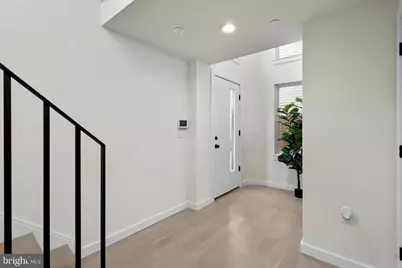 616 Brenna Walk, Philadelphia, PA 19123 - Photo 3