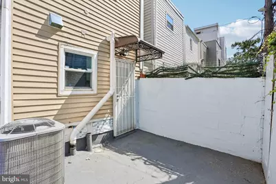 1534 S Woodstock Street, Philadelphia, PA 19146 - Photo 23