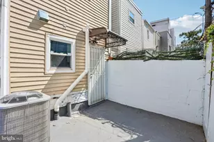 1534 S Woodstock St, Philadelphia, PA 19146 - Photo 23