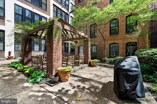 315 New St, Philadelphia, PA 19106 - Photo 31