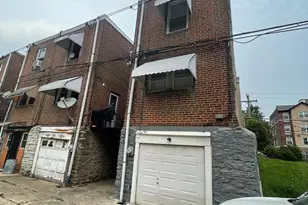 5730 Kemble Ave, Philadelphia, PA 19141 - Photo 17