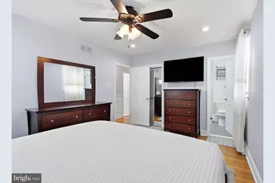 9876 Wistaria Street, Philadelphia, PA 19115 - Photo 15