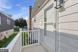 9876 Wistaria St, Philadelphia, PA 19115 - Photo 3