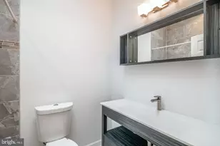 2612 Titan St, Philadelphia, PA 19146 - Photo 9