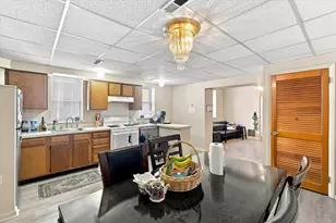 838 N Woodstock St, Philadelphia, PA 19130 - Photo 15