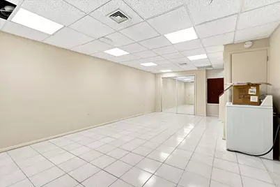 838 N Woodstock Street, Philadelphia, PA 19130 - Photo 17