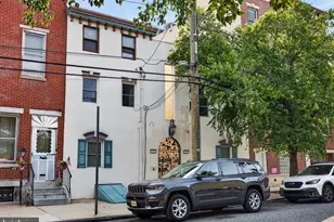 1227 Shackamaxon St, Philadelphia, PA 19125 - Photo 3