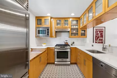 1110 Waverly Street, Philadelphia, PA 19147 - Photo 7