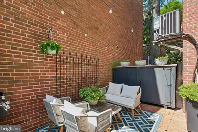 1110 Waverly Street, Philadelphia, PA 19147 - Photo 9