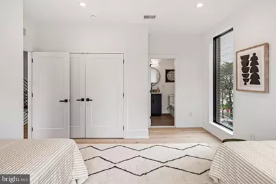 2316 Sansom Street, Philadelphia, PA 19103 - Photo 15