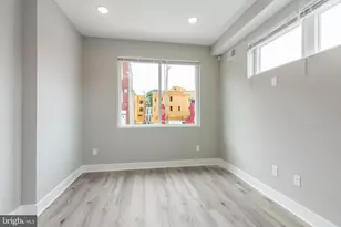 2729 W Glenwood Ave, Philadelphia, PA 19121 - Photo 9