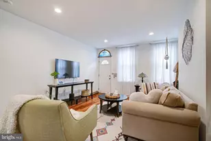 2448 Cedar St, Philadelphia, PA 19125 - Photo 11