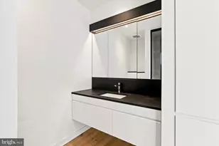 889 N 25th St, Philadelphia, PA 19130 - Photo 41