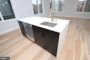 810 N Uber St, Philadelphia, PA 19130 - Photo 9