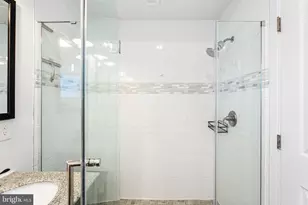 867 N Opal St, Philadelphia, PA 19130 - Photo 37