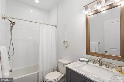 867 N Opal Street, Philadelphia, PA 19130 - Photo 17