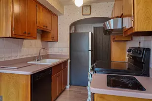 1916 Devereaux Ave, Philadelphia, PA 19149 - Photo 9