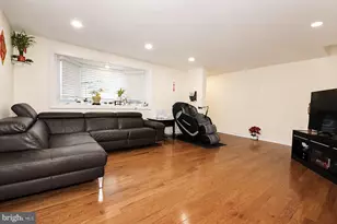 4305 Greenmount Rd, Philadelphia, PA 19154 - Photo 3