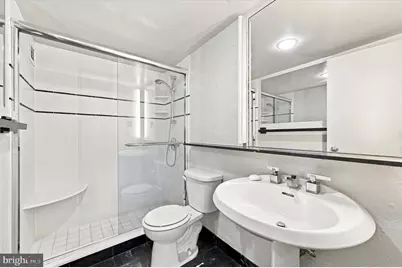 224 W Rittenhouse Square #1410, Philadelphia, PA 19103 - Photo 31