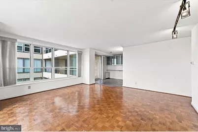 224 W Rittenhouse Square #1410, Philadelphia, PA 19103 - Photo 19