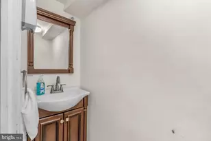 555 Devereaux Ave, Philadelphia, PA 19111 - Photo 29