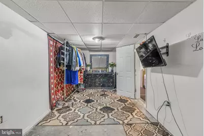555 Devereaux Avenue, Philadelphia, PA 19111 - Photo 31