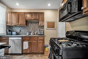 7324 Rockwell Ave, Philadelphia, PA 19111 - Photo 9