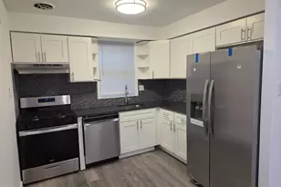 8947 Alton St, Philadelphia, PA 19115 - Photo 3