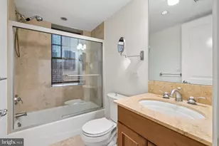 1701 Locust St, Philadelphia, PA 19103 - Photo 23