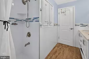 534 Benner St, Philadelphia, PA 19111 - Photo 15