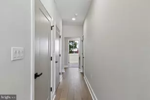 1437 S 8th St, Philadelphia, PA 19147 - Photo 35