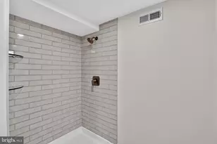 8238 Fayette St, Philadelphia, PA 19150 - Photo 15